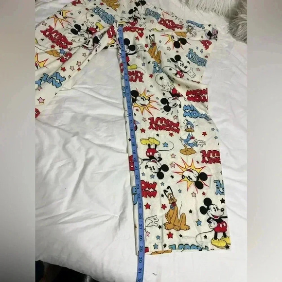 Disney Mickey Mouse Pijamas Set Size 2X - Picture 4 of 10